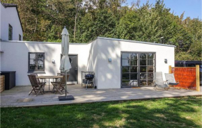 Beautiful Apartment In Allinge With House Sea View